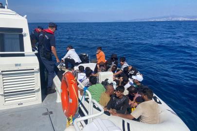 Aydın açıklarında 16 düzensiz göçmen ve 2 organitatör yaklandı
