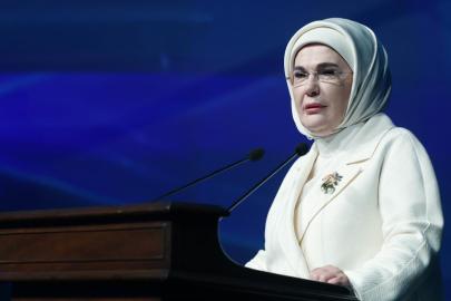 Emine Erdoğan'dan Koruyucu Aile Günü paylaşımı