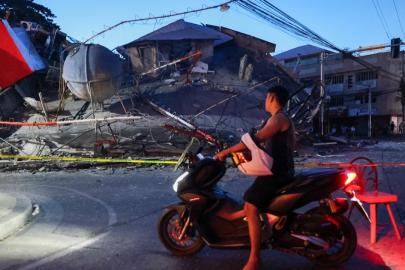 Filipinler'de meydana gelen 7,8 büyüklüğündeki depremde ölü sayısı 45'e yükseldi