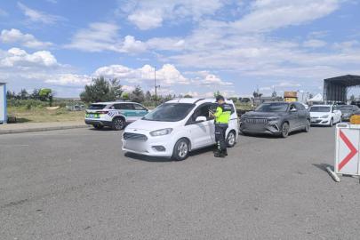 Gaziantep'te yol kontrol uygulaması: 74 aranan şahıs yakalandı