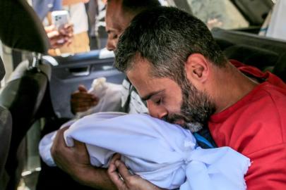 Gazze'deki çocuk ölümlerini belgeleyen gazetecilerden bulgulara ilgi gösterin çağrısı