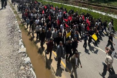 Van-Bahçesaray yolunun ulaşıma açılması için yürüyüş düzenlendi