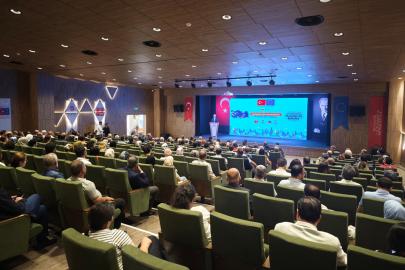 Yerel yönetimde sivil katılımın geleceği Gaziantep'te konuşuldu