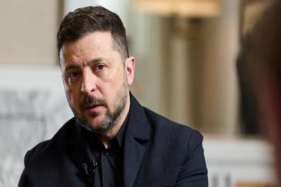 Zelenskiy'den İngiltere'ye bayrak tepkisi: Küçük hatalar büyük dostlukları bozabilir