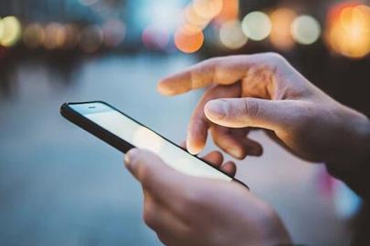 Çekya'da okullarda cep telefonu kullanımı yasaklanıyor
