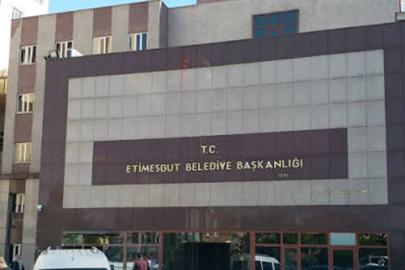 Etimesgut Belediyesine "yolsuzluk" operasyon: Çok sayıda gözaltı