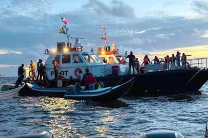 Guyana açıklarında 100'den fazla kişiyi taşıyan yolcu feribotu battı