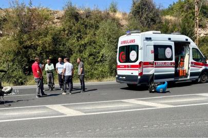 Malatya'da minibüs ile çapa motoru çarpıştı: Bir yaralı
