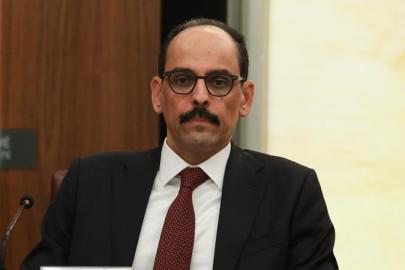 MİT Başkanı Kalın Pakistan'da