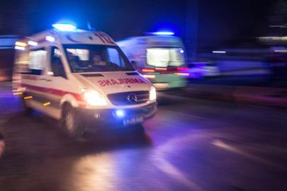 TAG Otoyolu'nda kamyonet tır'a arkadan çarptı: 2 kişi öldü